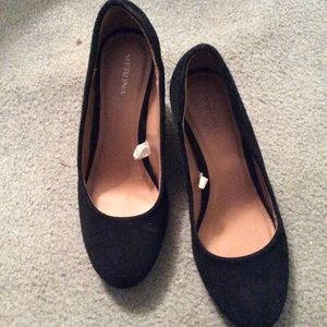 Merona black suede wedges size 7.5